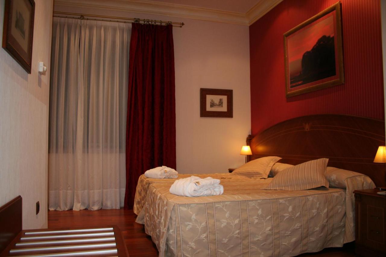 Hotel Palacio De La Magdalena Soto Del Barco Buitenkant foto