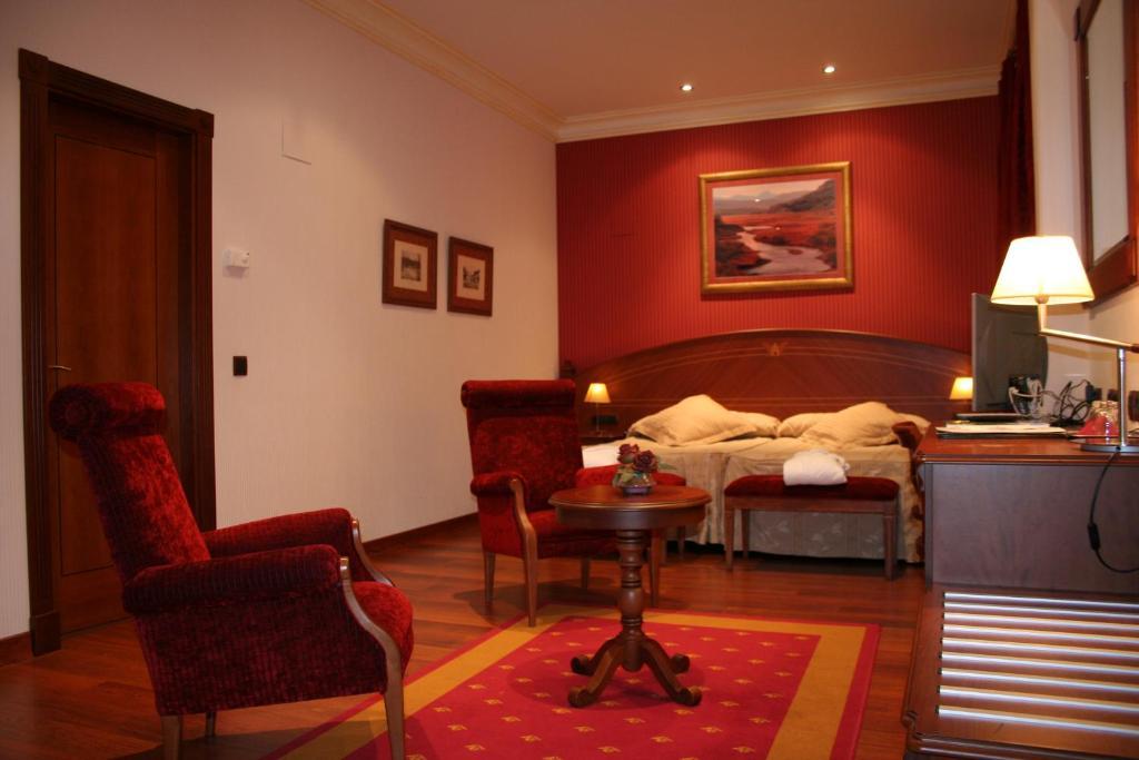 Hotel Palacio De La Magdalena Soto Del Barco Buitenkant foto